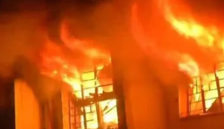 बरेली: एक ही परिवार के पाँच लोग जिंदा जले, शार्ट सर्किट के साथ ही हत्या की आशंका