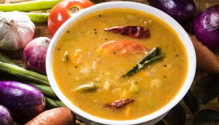 अपनी संस्कृति के साथ ही खानपान के लिए भी जाना जाता हैं छत्तीसगढ़, जानें यहां के प्रसिद्द व्यंजन chhattisgarh famous cuisine,traditional food of chhattisgarh,popular dishes in chhattisgarh,chhattisgarhi cuisine specialties,authentic chhattisgarhi food,must-try dishes in chhattisgarh,chhattisgarh culinary delights,iconic food in chhattisgarh,chhattisgarhi street food,best food in chhattisgarh