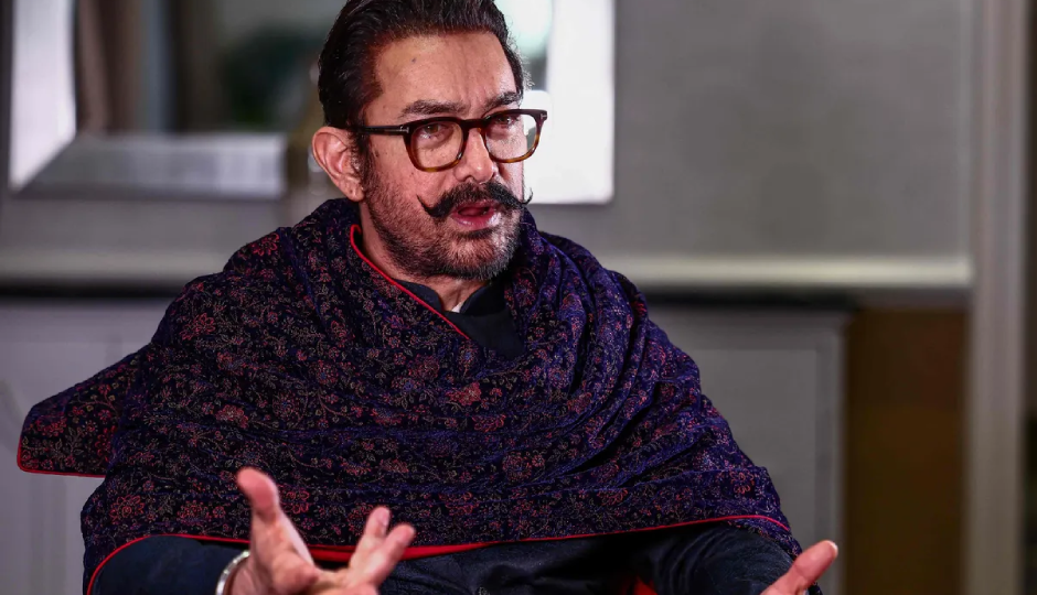 2 News : आमिर ने ‘महाभारत’ मूवी को लेकर दी यह बड़ी Update, मूवी डेट एंजॉय करते स्पॉट हुए अक्षय और ट्विंकल