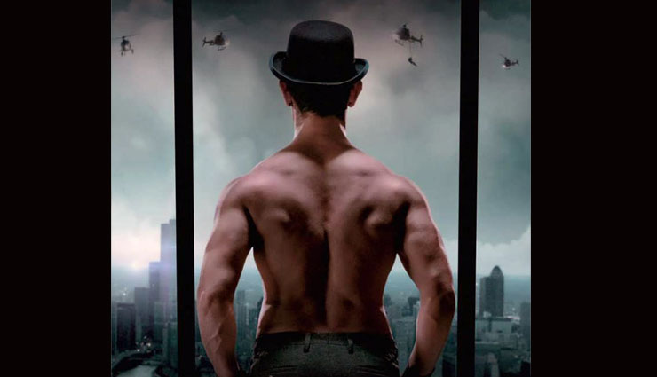 bollywood men with hottest back,fit back of bollywood stars,back cuts of bollywood stars,aamir khan,tiger shroff,varun dhawan,ranveer singh,Salman Khan,Hrithik Roshan,john abraham,Shah Rukh Khan,ajay devgan,Akshay Kumar