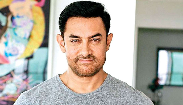 Hrithik Roshan,krrish 4,aamir khan,lal singh chaddha,hrithik roshan new movie,aamir khan movie,krrish 4 release date,lal singh chaddha release date,christmas 2020,hrithik vs aamir khan christmas 2020,bollywood,entertainment