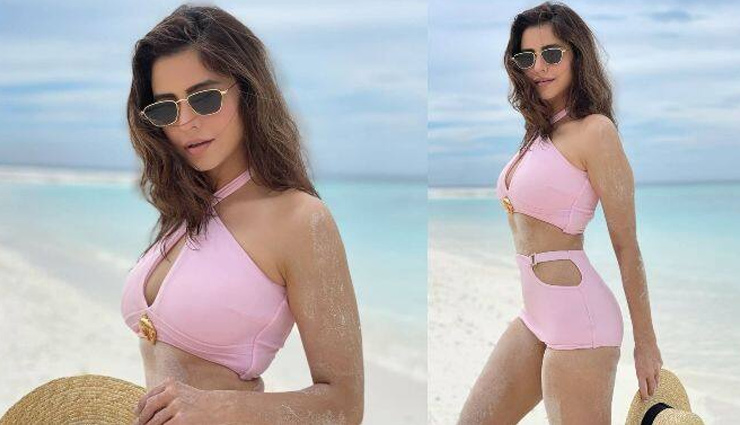 Pink Monokini में Kasauti Zindagi Ki 2 की इस एक्ट्रेस ने शेयर की हॉट तस्वीरें, इंटरनेट पर लग गई आग