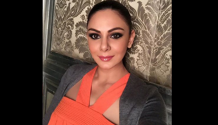 bigg boss,aanchal kumar,bigg boss ex contestant,aanchal kumar pregnant,aanchal kumar pregnant pics,anupam mittal