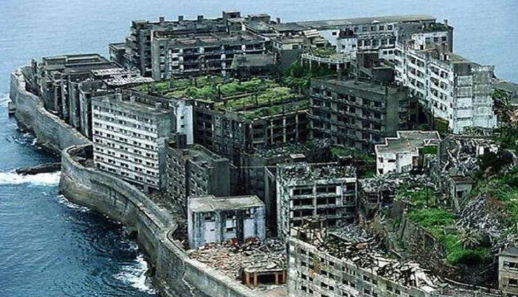 weird news,weird island,abandoned island,island of japan,hashima island,battleship island