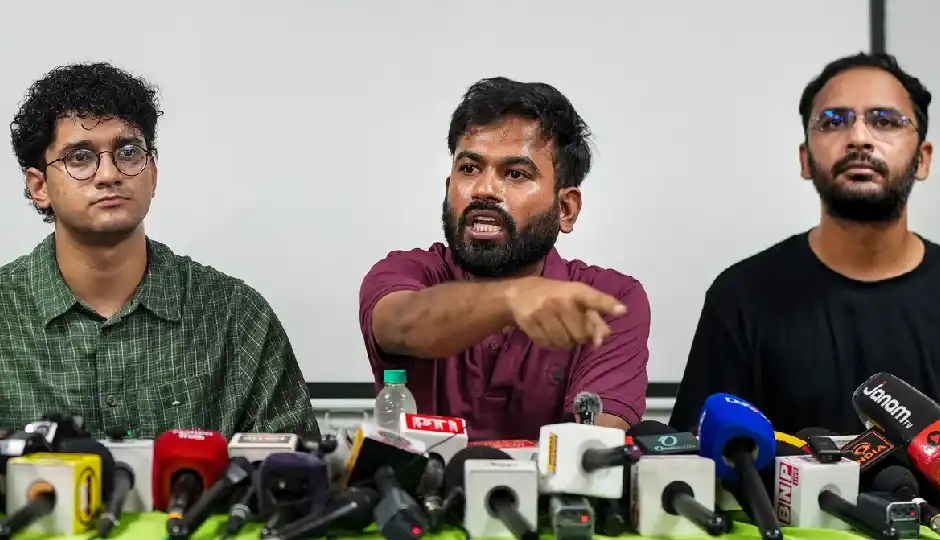 तिहाड़ जेल में बंद आशुतोष रांका और सौरव दास के समर्थन में अभिजीत दीपके की भावुक पोस्ट, बोले- किसी ने त्याग करने को नहीं कहा था