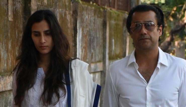 एक्टर अर्जुन रामपाल की मां का निधन, अंतिम संस्कार में पहुंचे बॉलीवुड के कई दिग्गज सितारे bollywood,arjun rampal,arjun rampal mother dies