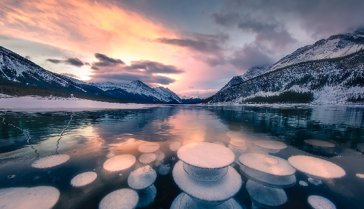 must-visit places canada,top attractions in canada,unmissable canadian destinations,canada travel bucket list,iconic places in canada,best canadian landmarks,hidden gems canada,explore canada wonders,canada natural beauty spots,cultural marvels of canada