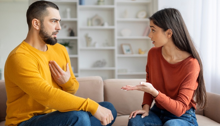 signs of drifting apart in a relationship,reduced communication in relationships,love fading over time,relationship maturity signs,when romance fades,growing apart in relationships,signs of emotional distance,relationship dynamics,relationship transitions,losing connection with partner