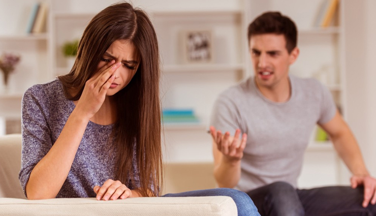 5 Major Signs of Emotional Abuse You Should Notice When Dating
