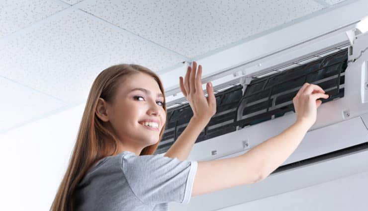 एयर कंडीशनर का रखरखाव बहुत जरूरी, इस तरह करें साफ-सफाई tips to clean ac,air conditioner,household tips,home decor tips,ac cleaning tips