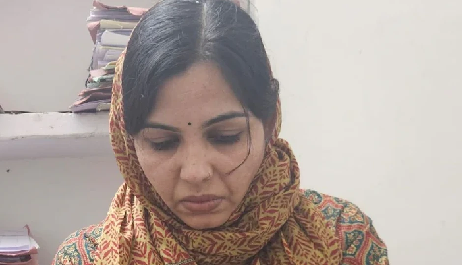 ACB की बड़ी कार्रवाई: महिला सब-इंस्पेक्टर को 1,25,000 रुपये रिश्वत लेते रंगे हाथ किया गिरफ्तार, 2 लाख रुपये की थी डील