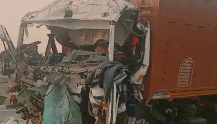 राजस्थान में नहीं थम रहा सड़क हादसों से मौतों का सिलसिला, ट्रेलर ने मारी ट्रक को टक्कर, 2 की मौत