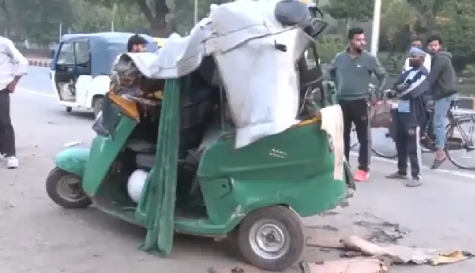 ग्वालियर में सड़क हादसा, स्कॉर्पियो और ऑटो की टक्कर में 5 श्रद्धालुओं की दर्दनाक मौत