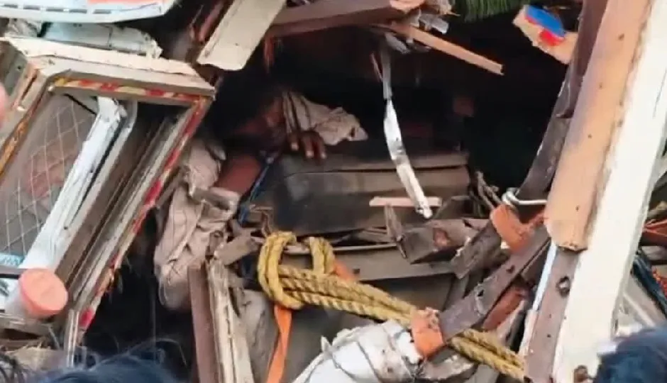 दौसा: मेहंदीपुर बालाजी के नजदीक बड़ा सड़क हादसा, नेशनल हाईवे पर तीन ट्रेलरों की टक्कर, मदद को पहुंचे युवक की भी हुई मौत