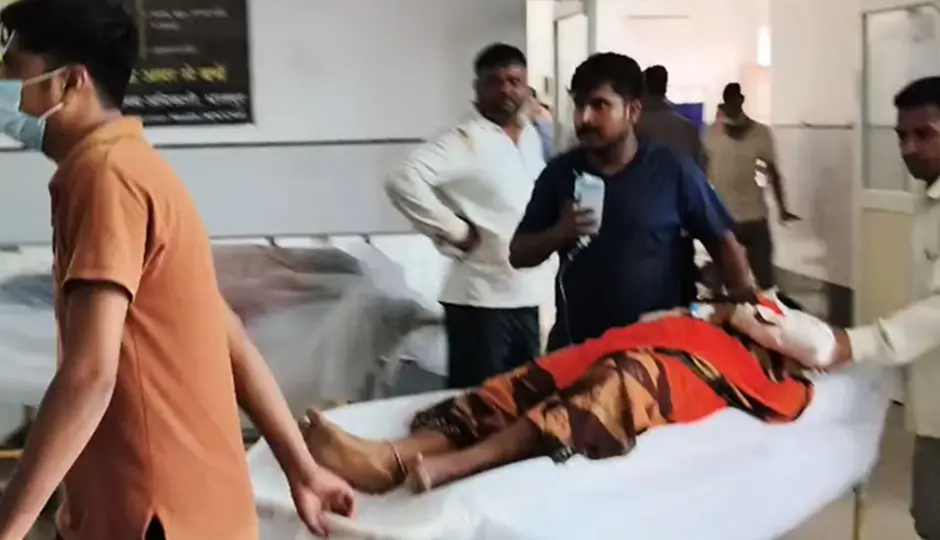भरतपुर में दर्दनाक सड़क हादसा, मजदूरों से भरी ट्रैक्टर-ट्रॉली पलटी, 2 महिलाओं की मौत, 12 घायल; गांव में शोक की लहर