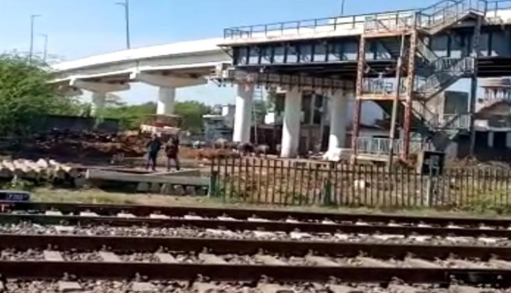 कोटा : पतंग लूटना मासूम के लिए बना जानलेवा, पटरी पर ट्रेन से टकरा मिली दर्दनाक मौत