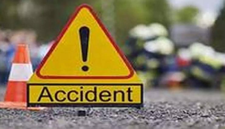 भीलवाड़ा : पेट्रोलिंग गाड़ी की चपेट में आने से अधेड़ की मौत, परिजनों ने टाेल प्लाजा पर किया प्रदर्शन