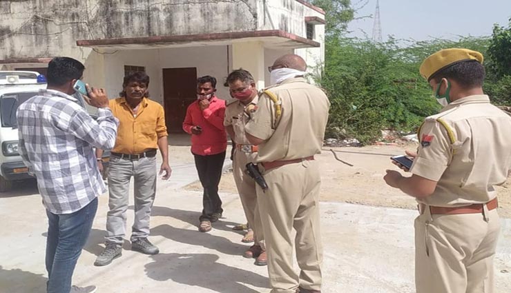 टोंक : पुलिसकर्मियों से भरी बस की बाइक से हुई टक्कर, हादसे में गई एक युवक की जान