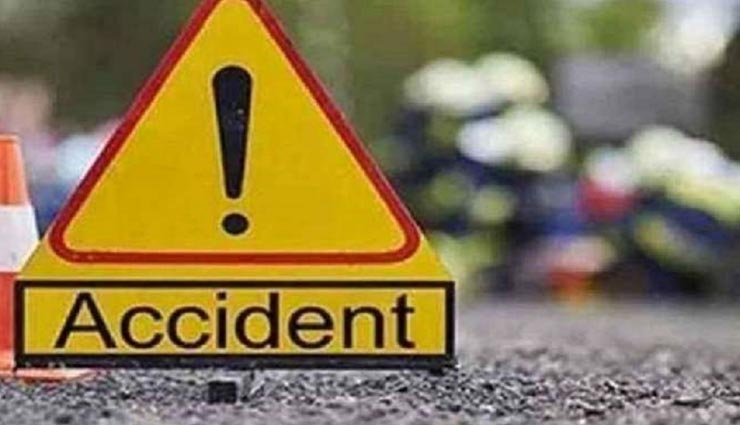 भरतपुर : बाइक पर सवार होकर मंदिर के दर्शन करने जा रहे थे तीन दोस्त, खाई में गिरने से एक की मौत, दो घायल