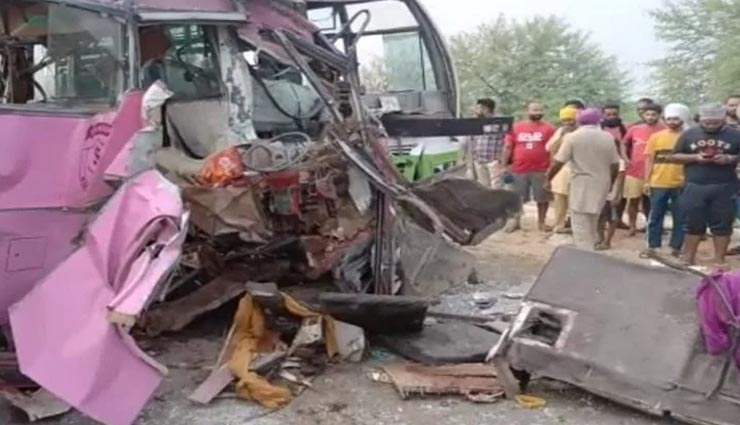 पंजाब : सरकारी बस से टकराई सिद्धू के ताजपोशी समारोह मे जा रहे कांग्रेसियों की बस, तीन की मौत