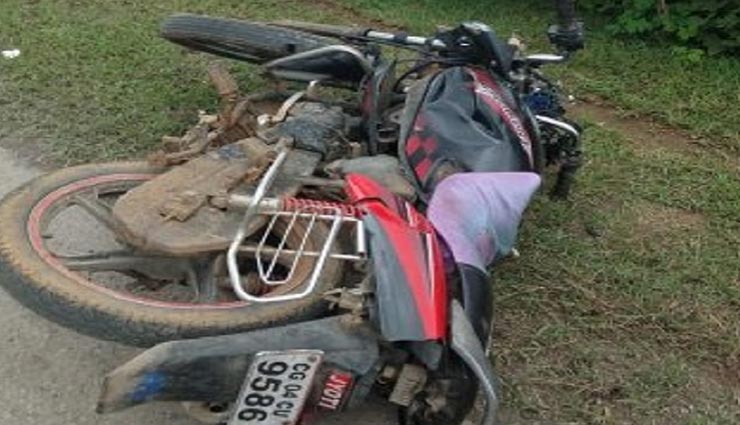 छत्तीसगढ़ : तेज रफ्तार बस की टक्कर से बाइक सवार युवक की मौत, हादसे के बाद ड्राईवर फरार