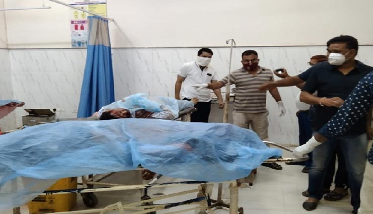 भरतपुर : ट्रक की चपेट में आई PNB अफसरों की बाइक, दो की हुई मौत 