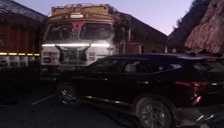 राजसमंद : भीषण सड़क हादसे में हो गई तीन लोगों की मौत जबकि 8 घायल, आमने-सामने भिड़े 7 वाहन