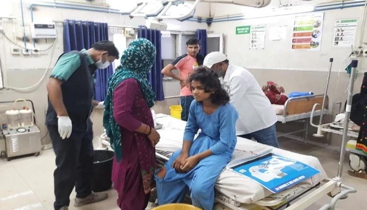 हरियाणा : स्कूल में पढ़ने जा रही छात्राओं के साथ रास्ते में हुआ हादसा, वाहन के कुचलने से एक की मौत