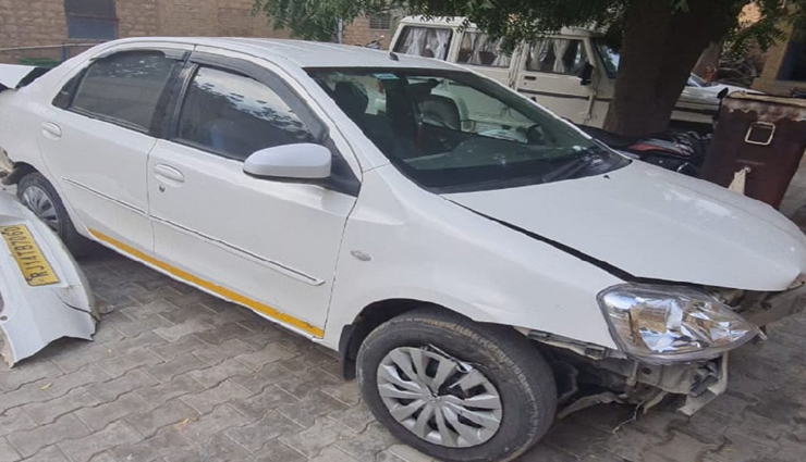 जैसलमेर : तेज रफ्तार कार की चपेट में आए आग ताप रहे मजदूर, दो की मौत जबकि 5 घायल 