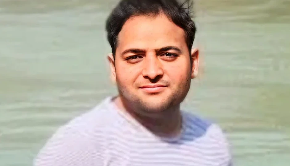 शादी की सालगिरह से पहले छिन गई जिंदगी, तेज रफ्तार डंपर ने ली शख्स की जान, 200 मीटर तक घसीटता ले गया