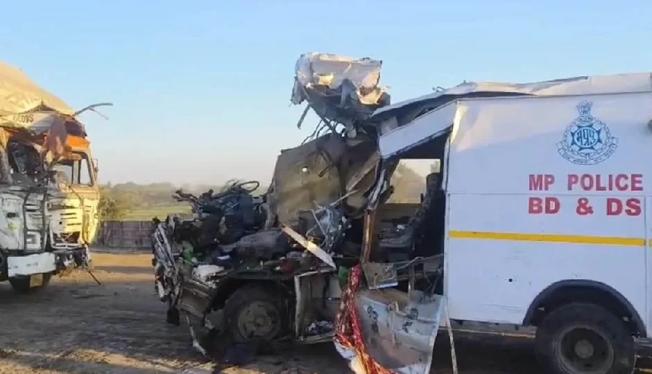 मध्य प्रदेश: सागर में BDS टीम का वाहन ट्रक से टकराया, 4 जवान शहीद, एक गंभीर रूप से घायल