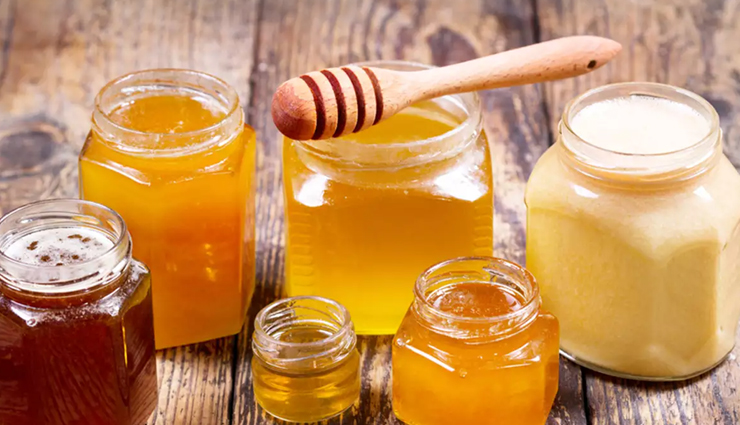 tulsi,amla,honey,turmeric,neem leaves,ayurvedic remedies,ayurvedic remedies for acne,tips to treat acne,beauty tips,skin care tips