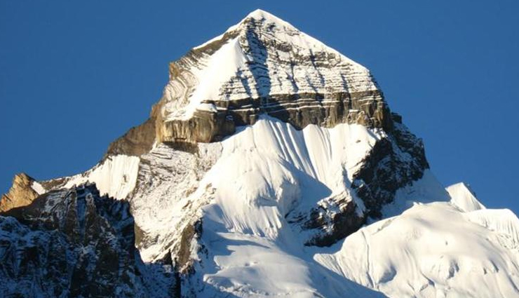 dharchula travel,least explored places dharchula,hidden gems in dharchula,offbeat destinations uttarakhand,dharchula tourism,panchachuli peaks trekking,adi kailash pilgrimage,narayan ashram,kali river activities,om parvat trekking