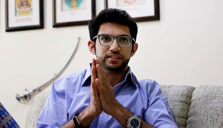 महाराष्ट्र : सियासी गहमागहमी के बीच शिवसेना ने  होटल में शिफ्ट किए विधायक, आदित्य ठाकरे ने रातभर की मीटिंग