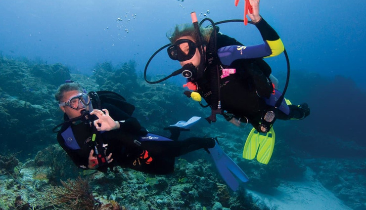 rafting in rishikesh,chadar trek,night camping in rajasthan,bike trip from manali to leh ladakh,scuba diving in andaman,things to do in india,india,things to explore in india