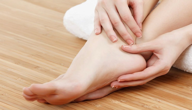 एडी के दर्द से है परेशान तो ये घरेलू उपाय आपको देंगे आराम