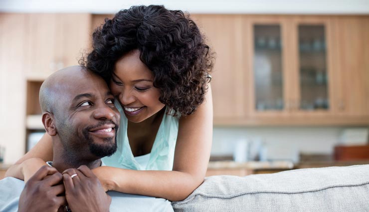 affection in your relationship,ways to show affection in your relationship,relationship tips,dating tips