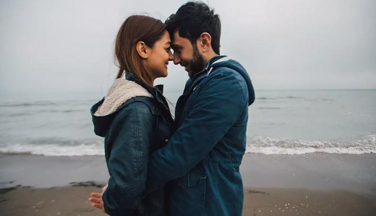 affection in your relationship,ways to show affection in your relationship,relationship tips,dating tips