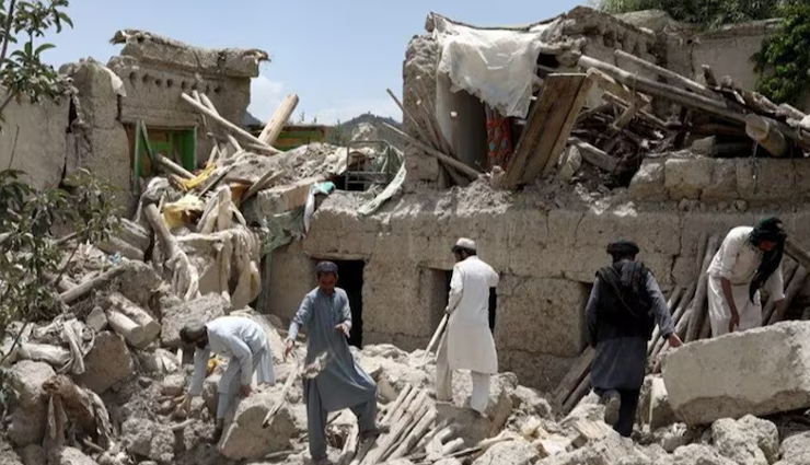 अफगानिस्तान में भूकंप से 2,000 से ज्यादा लोगों की मौत, मकान जमींदोज, तालिबान ने मांगी मदद