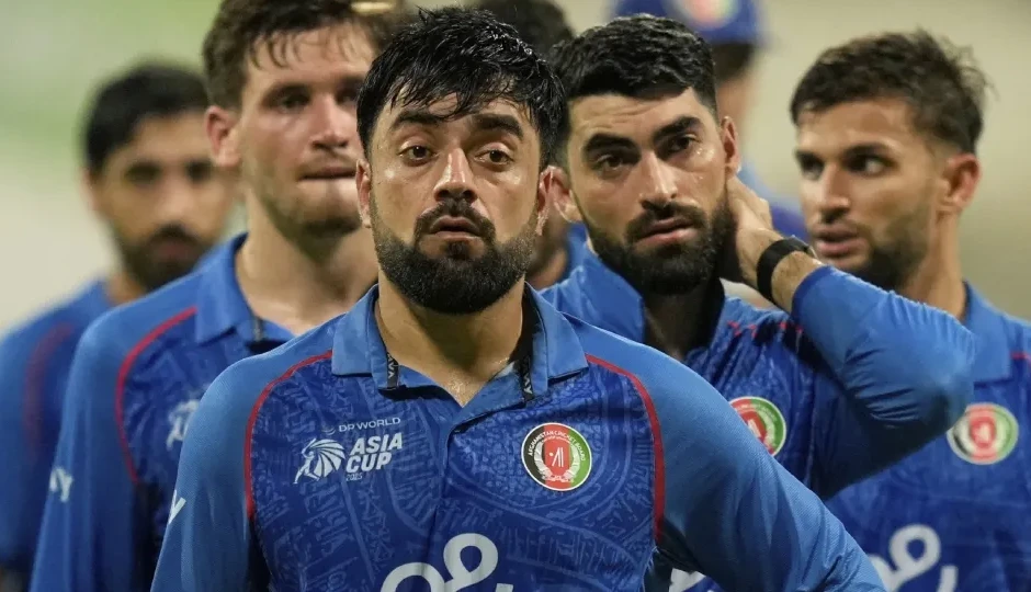 ट्राई सीरीज़ से बाहर होने के फैसले को राशिद खान ने बताया सही, पाकिस्तान पर जमकर बरसे अफगान खिलाड़ी