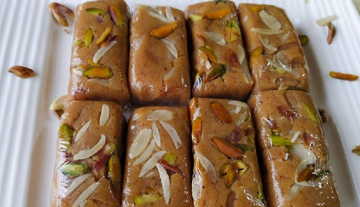 अफलातून बर्फी है लाजवाब, मुंबई की मिठाई पूरे देश में हो चुकी है मशहूर, कर सकते हैं कई दिनों तक स्टोर #Recipe