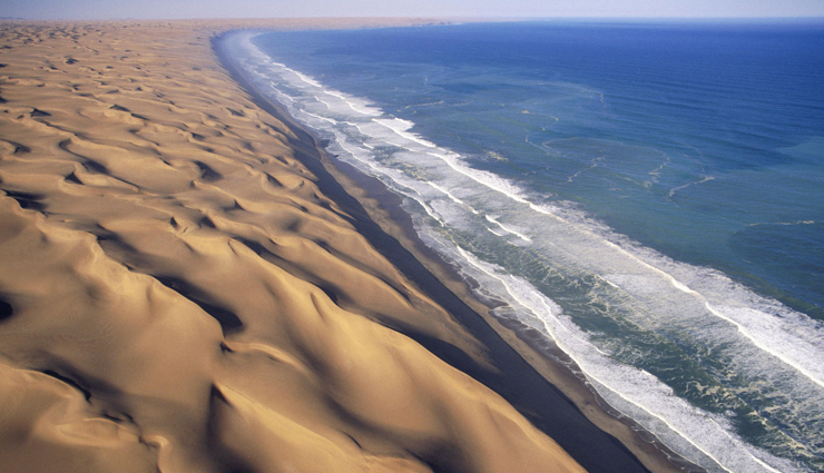 natural wonders in africa,africa,namib desert,namibia,the victoria falls,table mountain,cape town,south africa,avenue of the baobabs,menabe,madagascar,serengeti national park,tanzania,mount kilimanjaro,tanzania