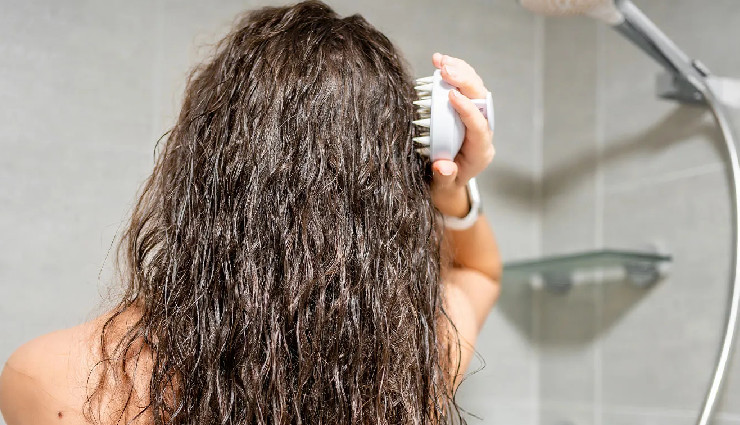 protect hair from beach water,home remedies for hair protection from saltwater,how to protect hair at the beach,prevent hair damage from saltwater,beach water hair care tips,coconut oil for saltwater hair protection,olive oil for beach hair protection,best hair care tips for beach day,after-swim hair care remedies,hair hydration after beach