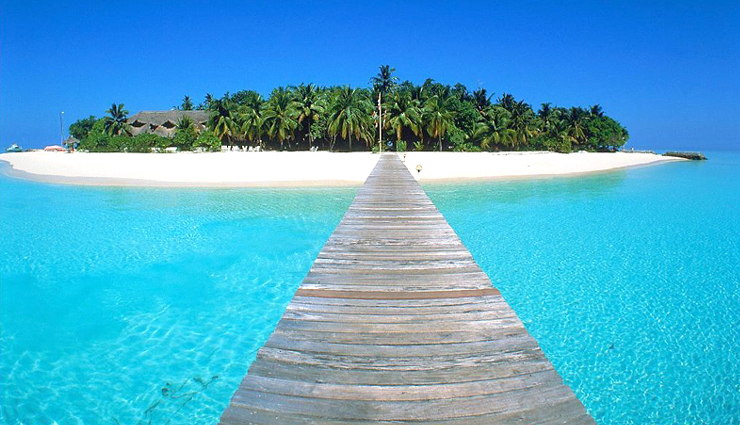 lakshadweep tourist spots,lakshadweep attractions,explore lakshadweep islands,agatti island tourism,kavaratti tourist attractions,kalpeni island sightseeing,minicoy island experiences,bangaram island honeymoon,thinnakara island exploration,bitra island solitude,kadmat island diving,lakshadweep beach destinations,lakshadweep coral reefs,lakshadweep marine biodiversity,lakshadweep cultural experiences