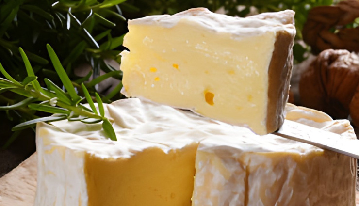 foods causing headaches,headache triggers,migraine diet,headache prevention foods,common headache foods,dietary headache triggers,foods to avoid for headaches,headache management,headache-inducing foods,headache and diet