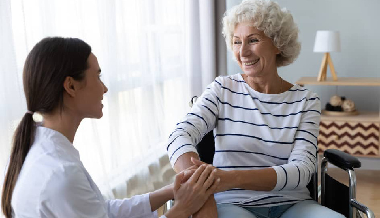 aging parents need help signs,elderly care tips,caring for aging parents,signs of elderly needing help,senior care indicators,managing elderly health,supporting aging parents,recognizing elderly needs,aging parents health changes,elder care warning signs