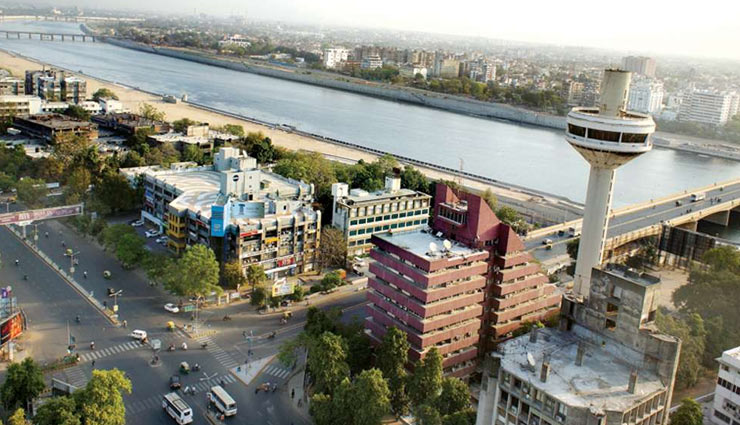 साल समाप्त होने से पहले जरूर करें इन 4 शहरों की सैर, घूमने का मजा ले सस्ते में 