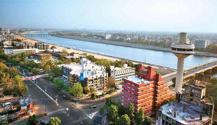 भारतीय संस्कृति का प्रतिनिधित्व करता हैं अहमदाबाद, जानें यहां के प्रसिद्ध स्थलों के बारें में