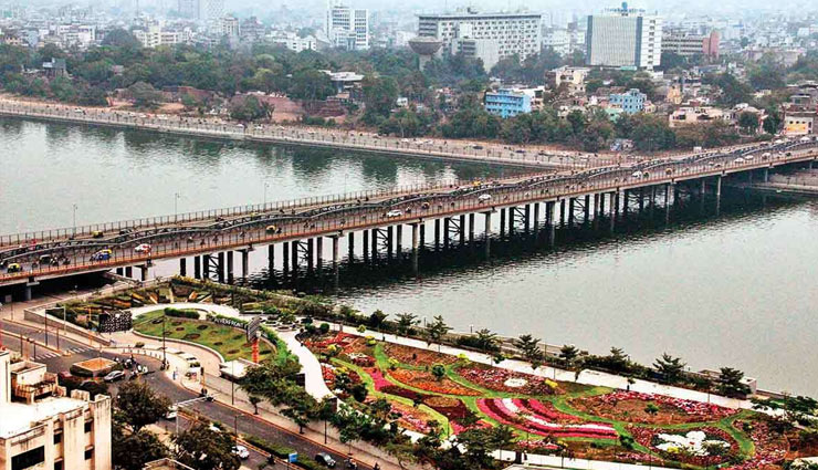 famous places of ahmedabad,major attractions of ahmedabad,holidays,travel,tourism,tourist place of ahmedabad