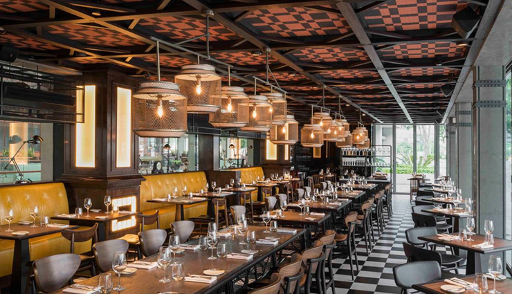 Do Not Forget to Tuck Into a Good Meal at Any of These 8 Best Airport Restaurants
